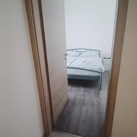 דירה Apartman Dora *
